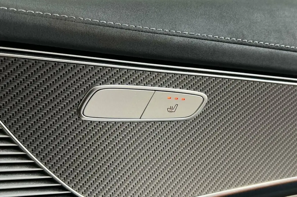 2022-mercedes-benz-eqc-e-eqc-400-amg-line-premium-big-21