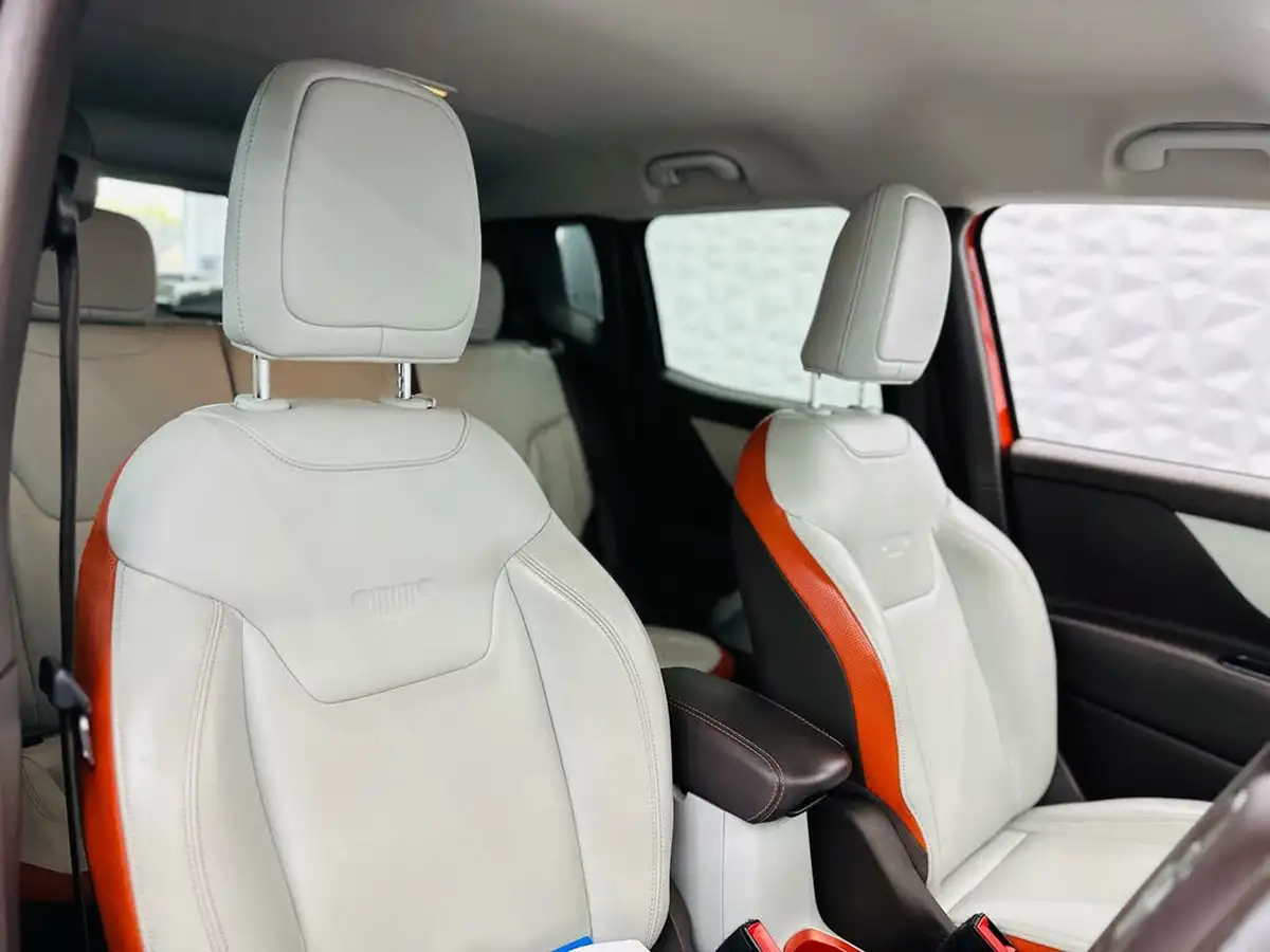 2016-jeep-renegade-16-multijet-ii-limited-ss-big-3