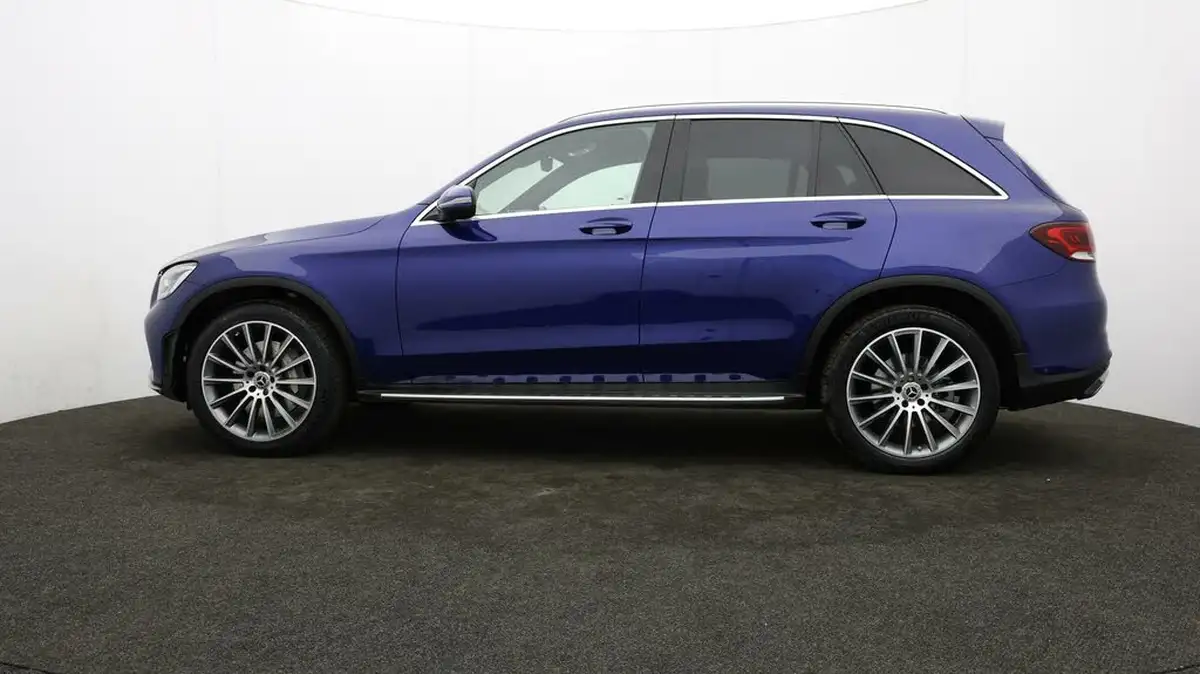 2022-mercedes-benz-glc-class-20d-glc300d-amg-line-premium-245ps-coupe-5d-1950cc-big-70