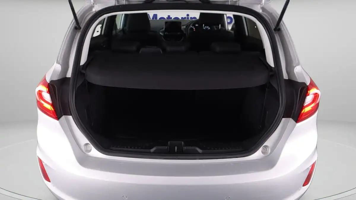 2021-ford-fiesta-10t-vignale-edition-125ps-hybrid-mhev-big-17