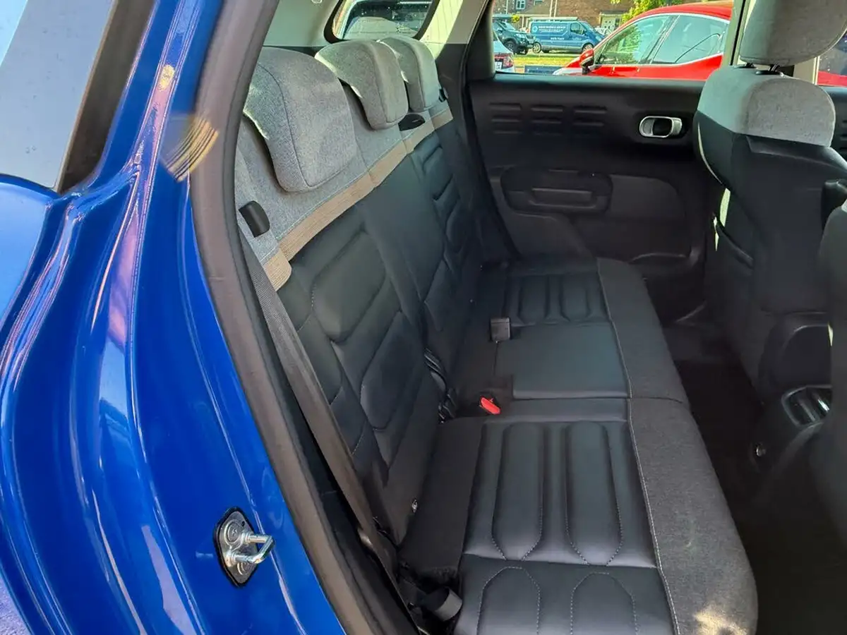 2022-citroen-c3-aircross-12-puretech-shine-plus-110ps-big-29
