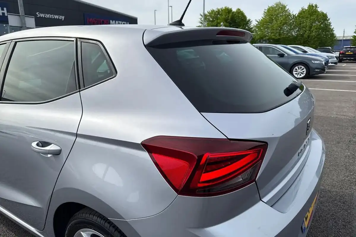 2020-seat-ibiza-10-mpi-fr-big-29