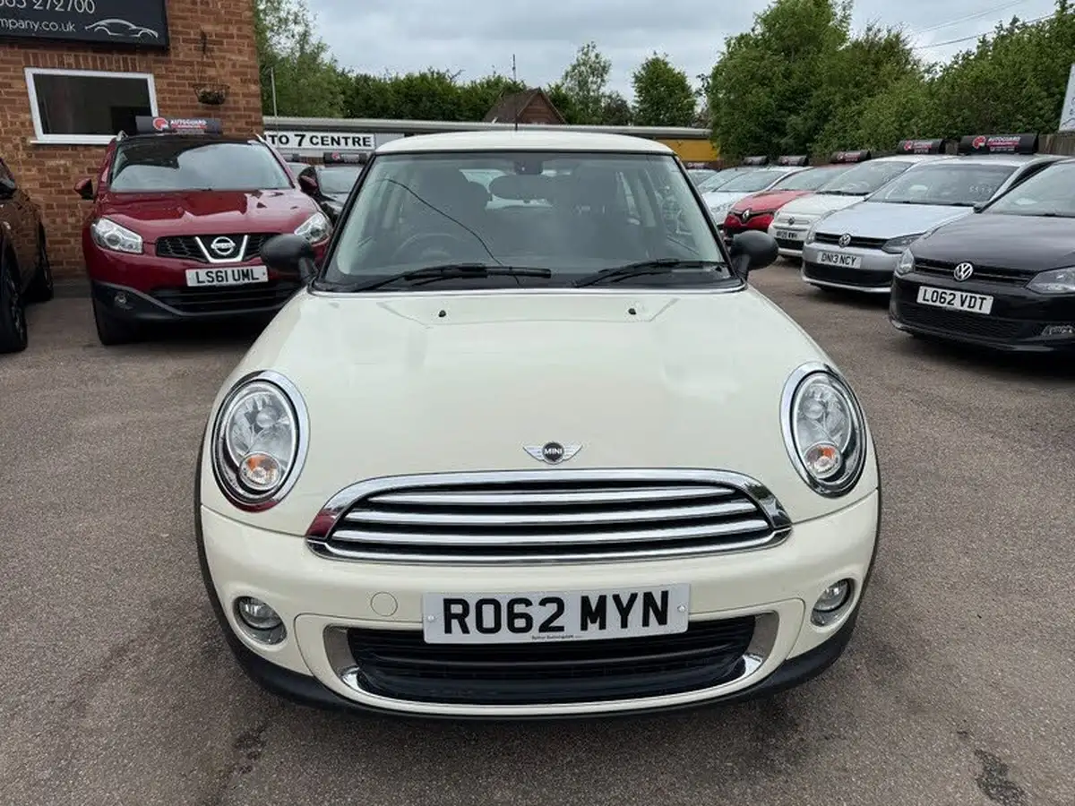 2012-mini-cooper-16-one-98bhp-sport-chili-hatchback-3d-big-1