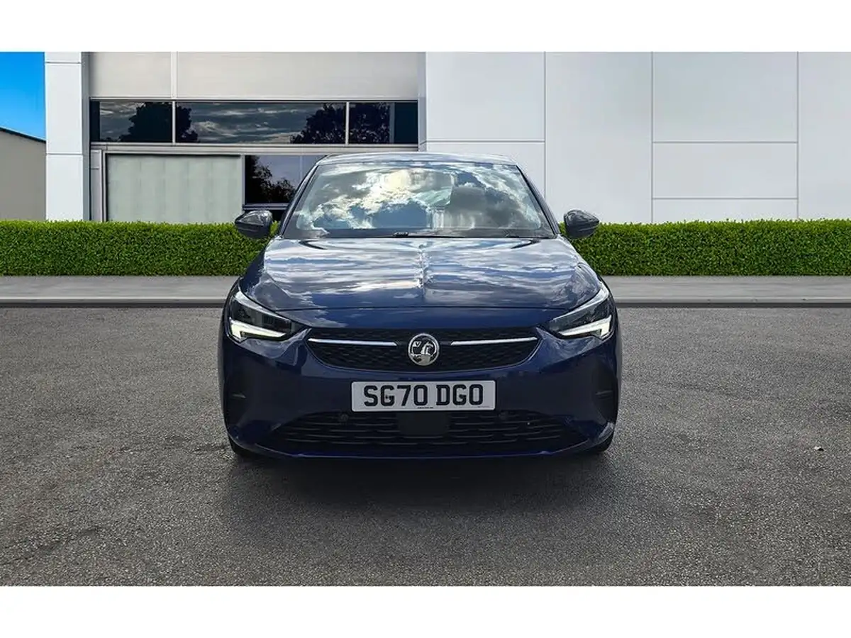 2020-vauxhall-corsa-e-se-nav-74kw-big-1