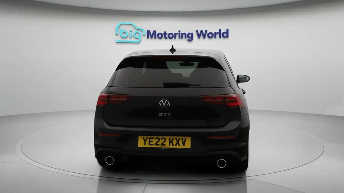 2022-volkswagen-golf-20-tsi-gti-dsg-big-6
