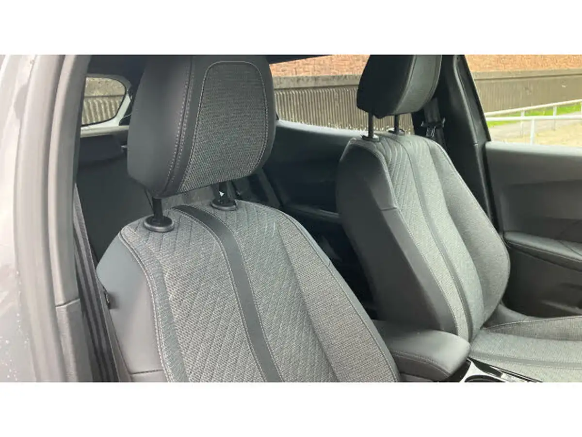 2025-peugeot-2008-suv-12-puretech-allure-130ps-big-25