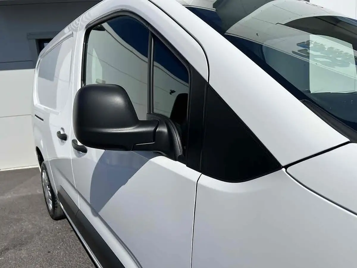 2020-vauxhall-combo-15cdti-sportive-2300-100pseu6d-t-l2h1-panel-big-14