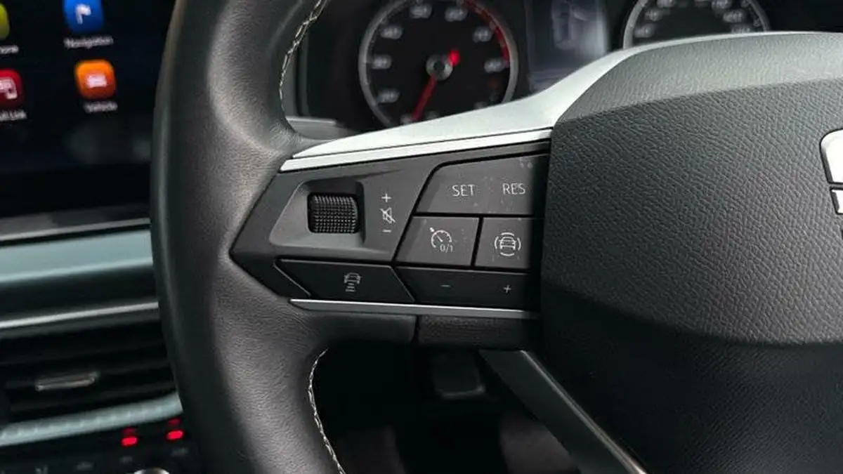 2022-seat-arona-10-tsi-xperience-dsg-big-23