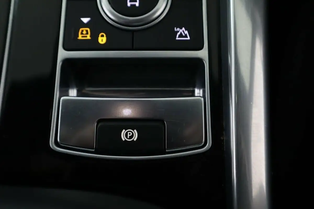 2022-land-rover-range-rover-sport-20-p400e-hse-dynamic-big-24