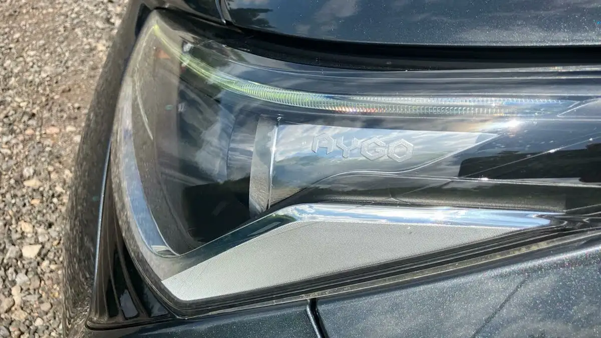 2019-toyota-aygo-10-vvt-i-x-play-tss-x-shift-big-35