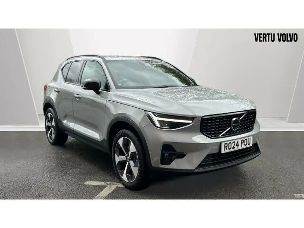 2024-volvo-xc40-20-b3-plus-big-0