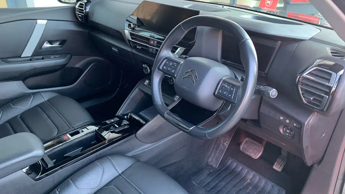 2021-citroen-c4-12-puretech-shine-plus-155ps-big-10