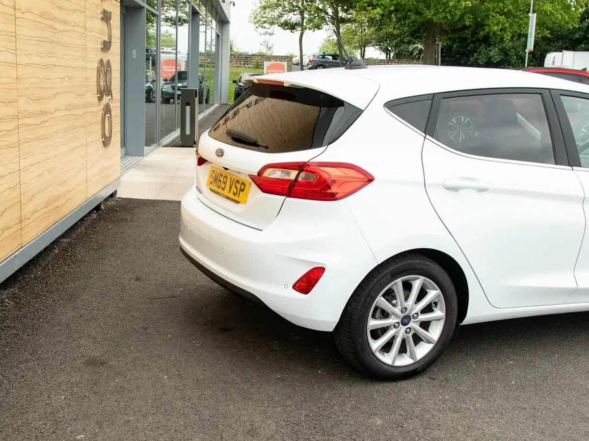 2019-ford-fiesta-10t-titanium-125ps-5d-big-7
