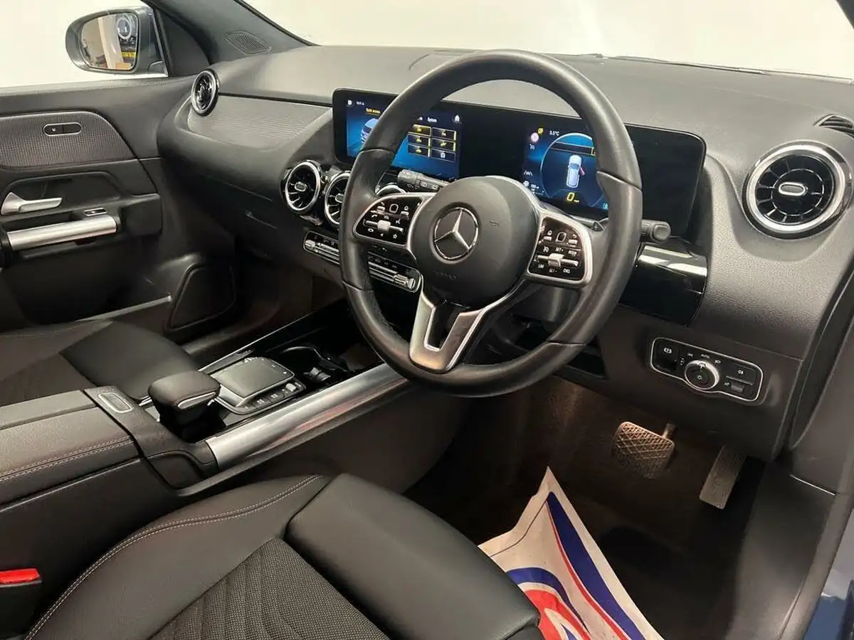 2023-mercedes-benz-gla-class-13-gla-200-sport-executive-station-wagon-big-8