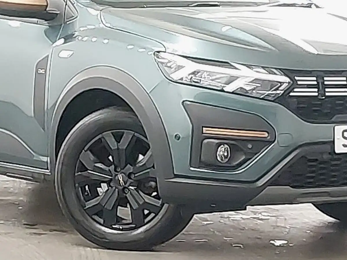 2023-dacia-sandero-stepway-10-tce-essential-90bhp-big-8