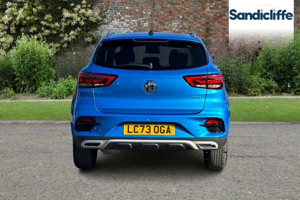 2023-mg-zs-suv-15-vti-tech-exclusive-big-4