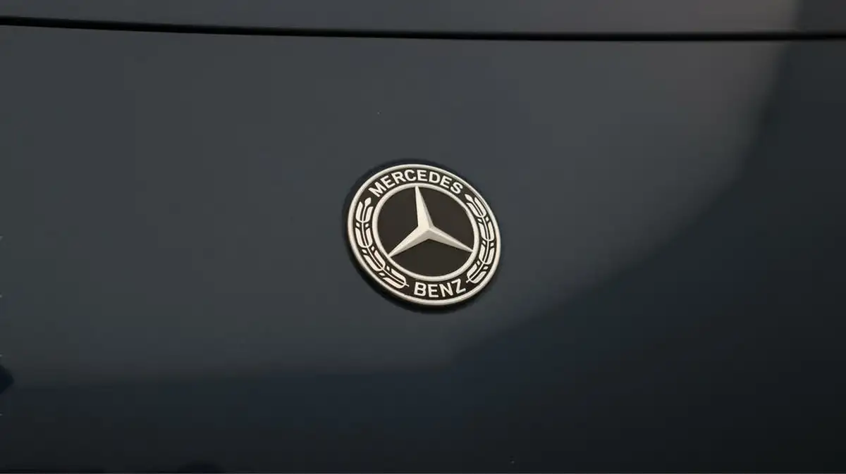 2022-mercedes-benz-a-class-13-a200-amg-line-executive-edition-hatchback-5d-7g-dct-big-22