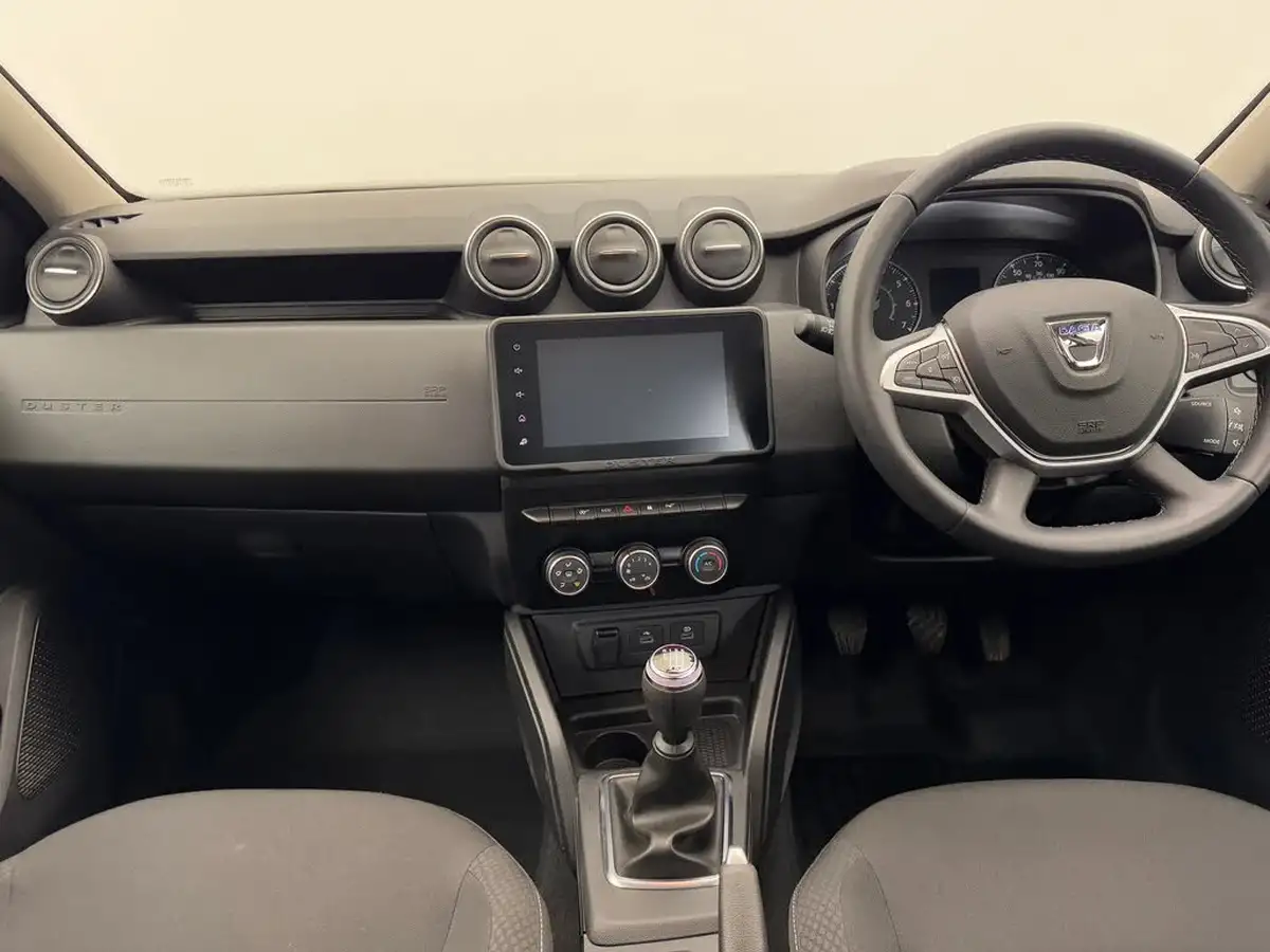 2022-dacia-duster-13-tce-comfort-130hpeu6d-4x2-window-van-big-11