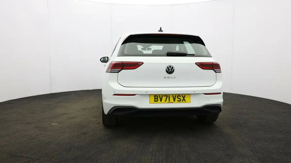 2021-volkswagen-golf-20tdi-life-hatchback-big-55