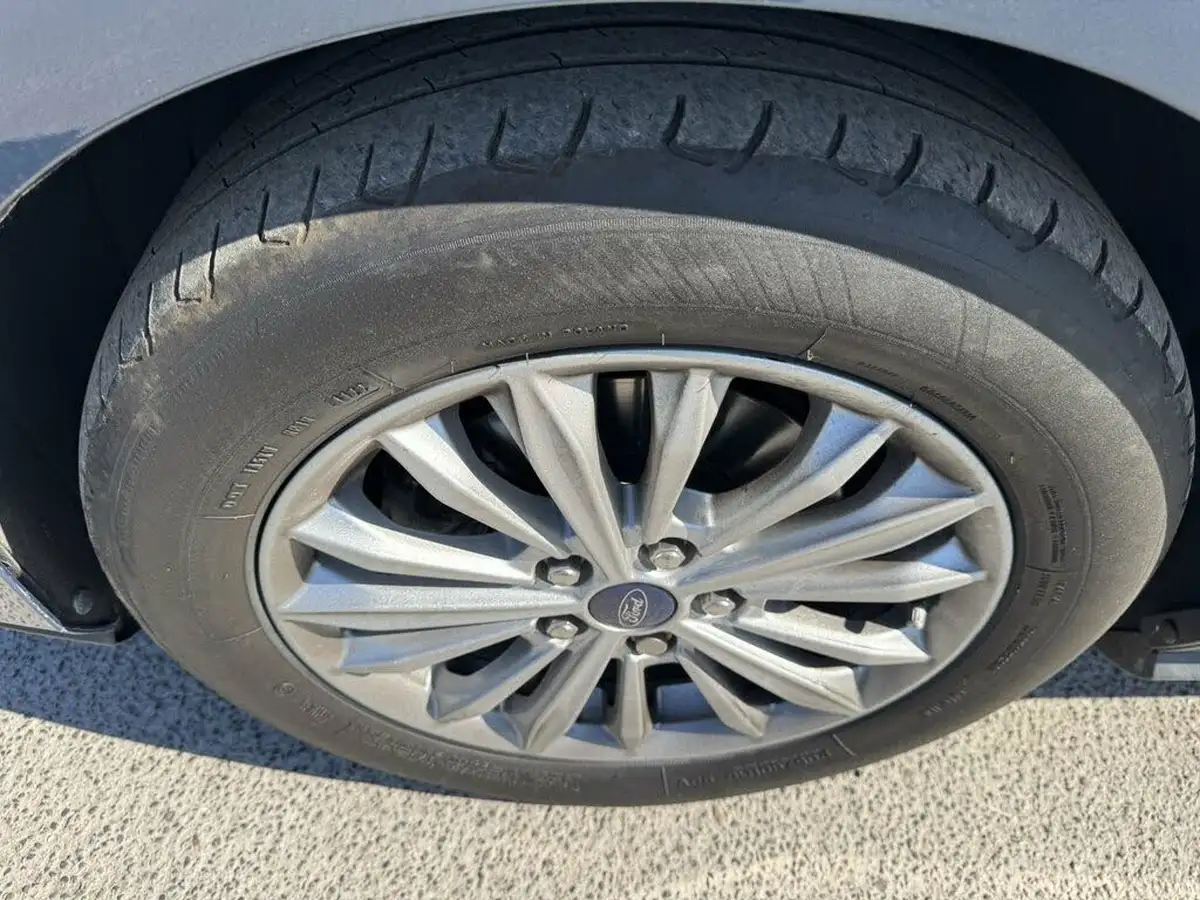 2020-ford-focus-10t-titanium-hatchback-auto-big-34