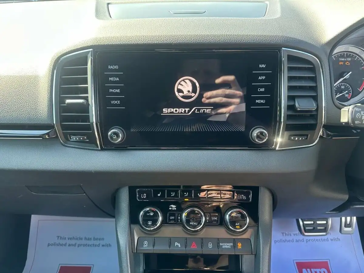 2019-skoda-karoq-15-tsi-sportline-dsg-big-9