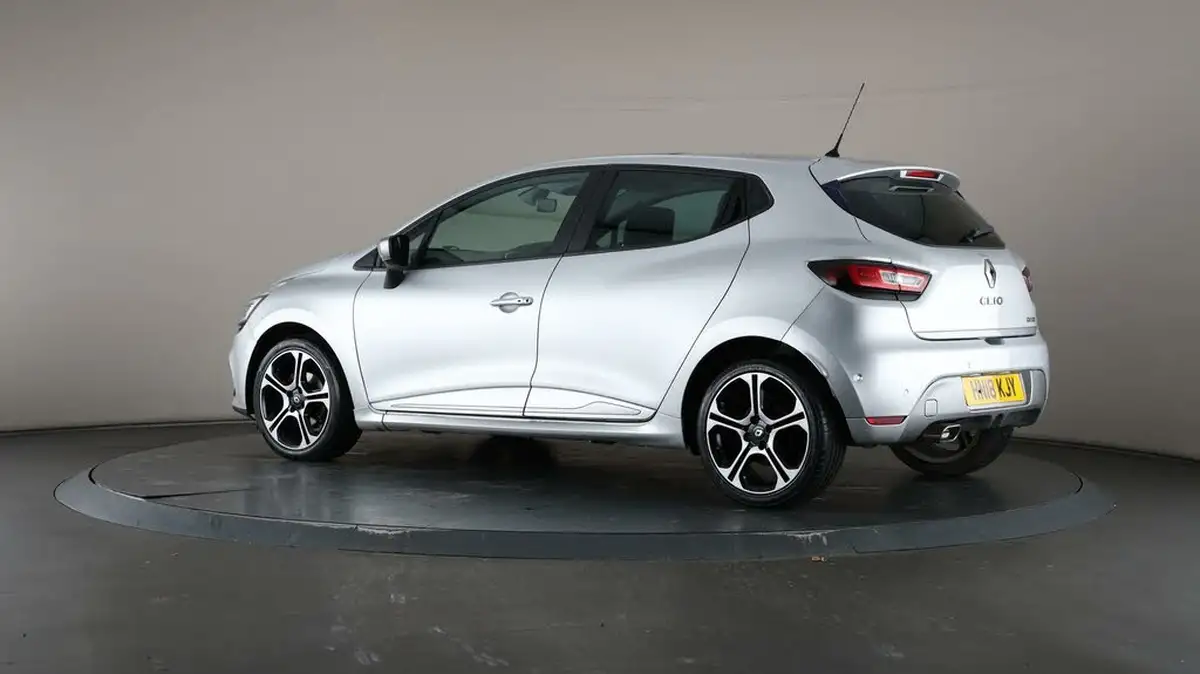 2018-renault-clio-15dci-signature-nav-90bhp-big-74