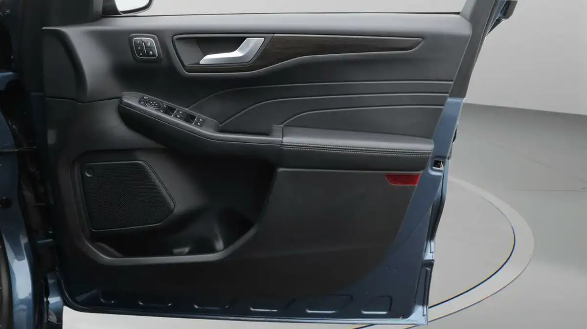 2021-ford-kuga-25t-vignale-225ps-phev-big-15