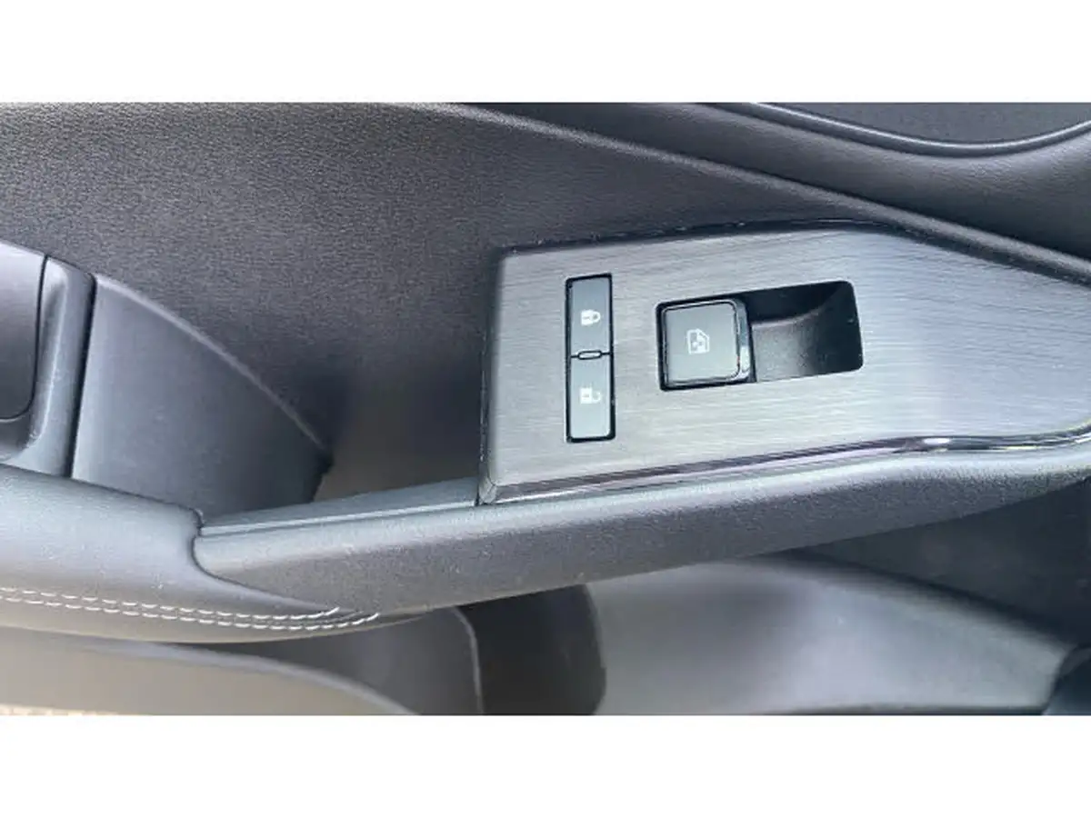 2024-nissan-qashqai-13-dig-t-acenta-premium-140ps-big-44