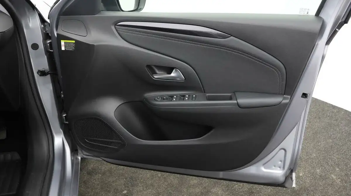 2020-vauxhall-corsa-12-turbo-elite-nav-premium-big-14