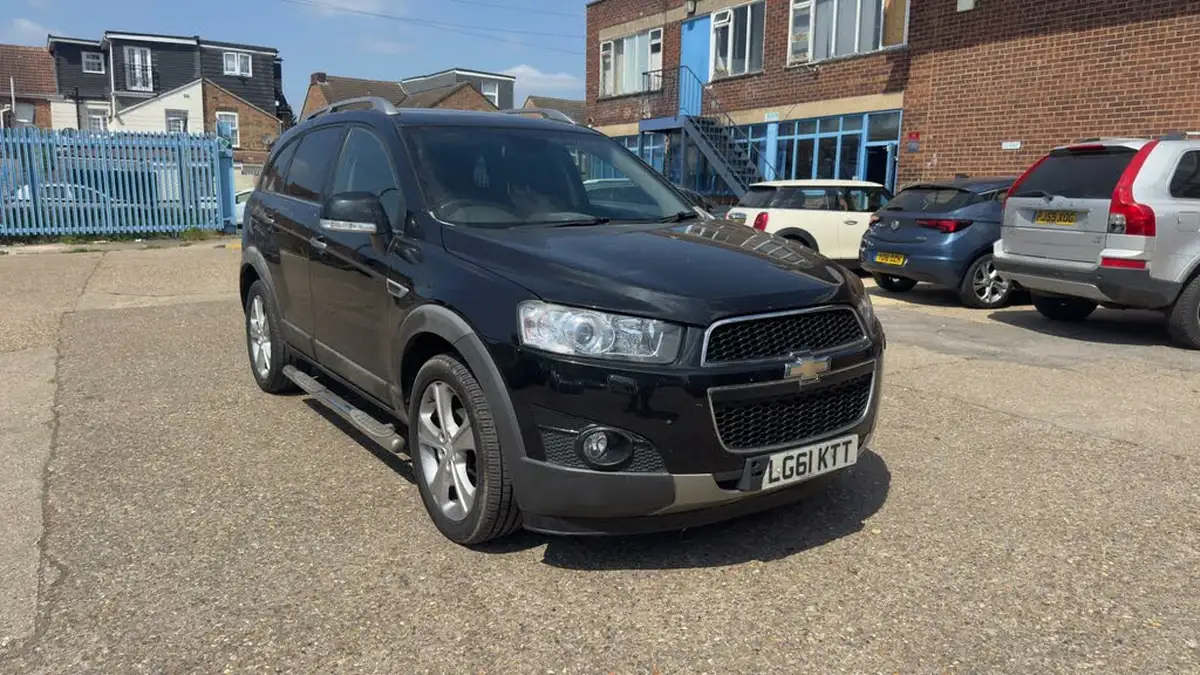 2011-chevrolet-captiva-22td-ltz-auto-big-1