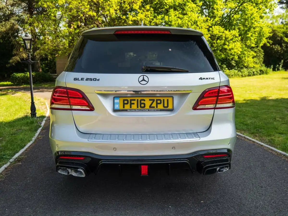 2016-mercedes-benz-gle-class-21d-gle250d-amg-line-big-27