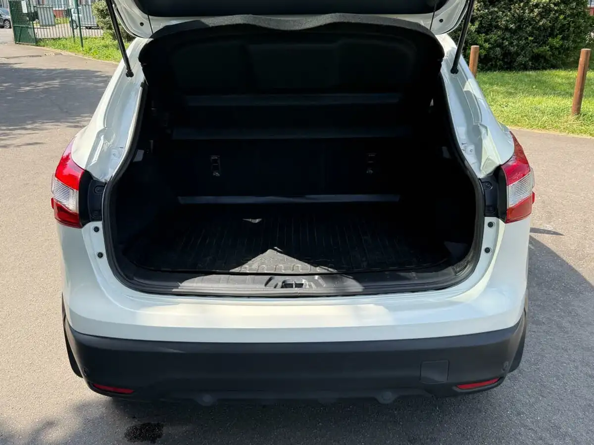 2017-nissan-qashqai-12-dig-t-tekna-xtronic-cvt-big-41