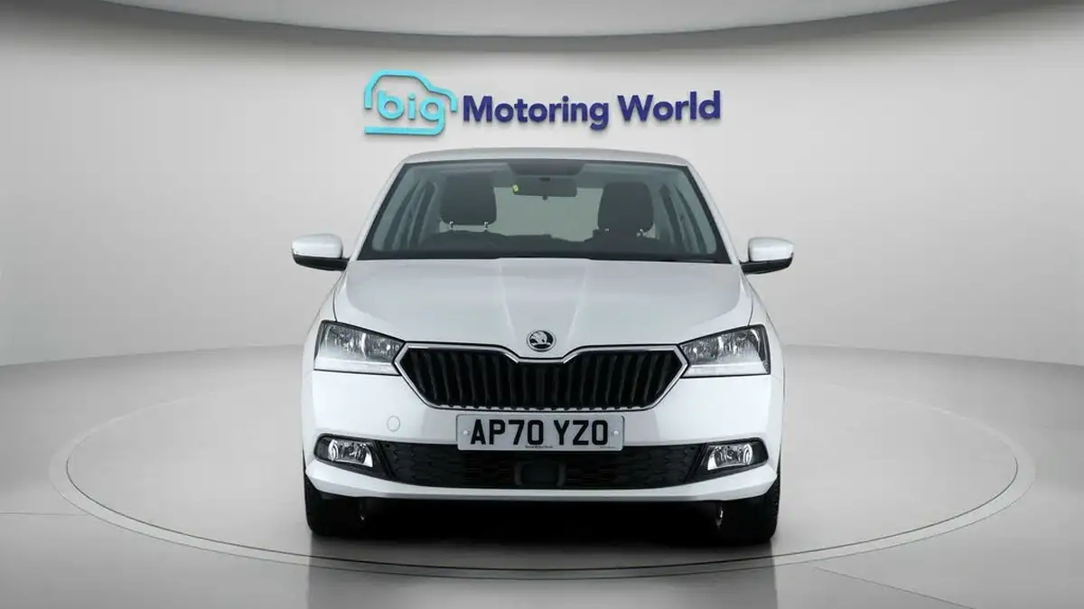 2020-skoda-fabia-10-mpi-se-60ps-hatchback-big-2