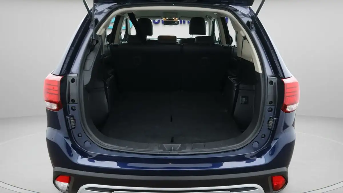 2020-mitsubishi-outlander-20-exceed-big-17