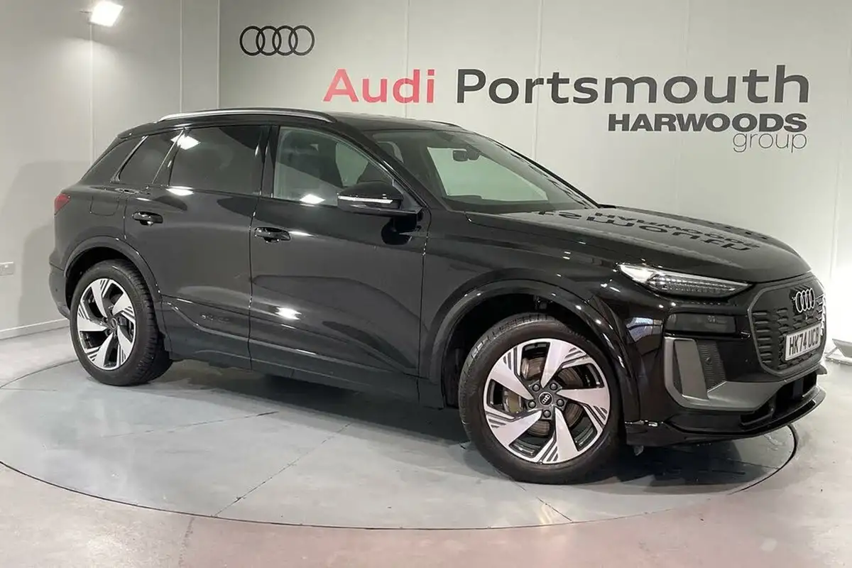 2024-audi-q6-e-tron-big-0