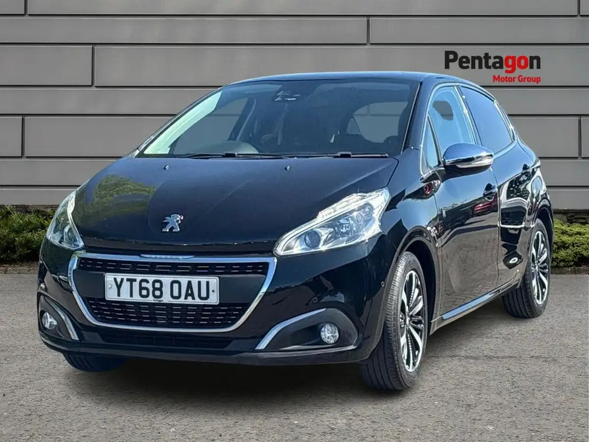 2018-peugeot-208-12-puretech-tech-edition-82bhp-big-2