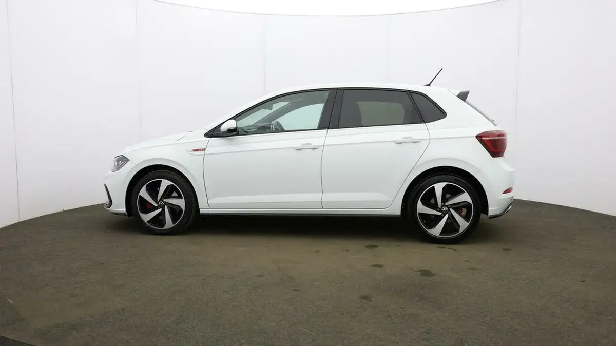 2023-volkswagen-polo-big-67