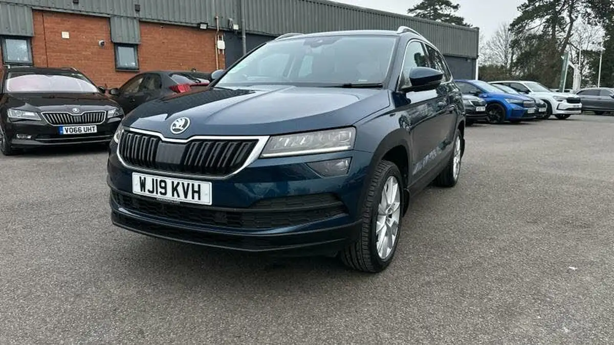 2019-skoda-karoq-15-tsi-se-l-dsg-big-25