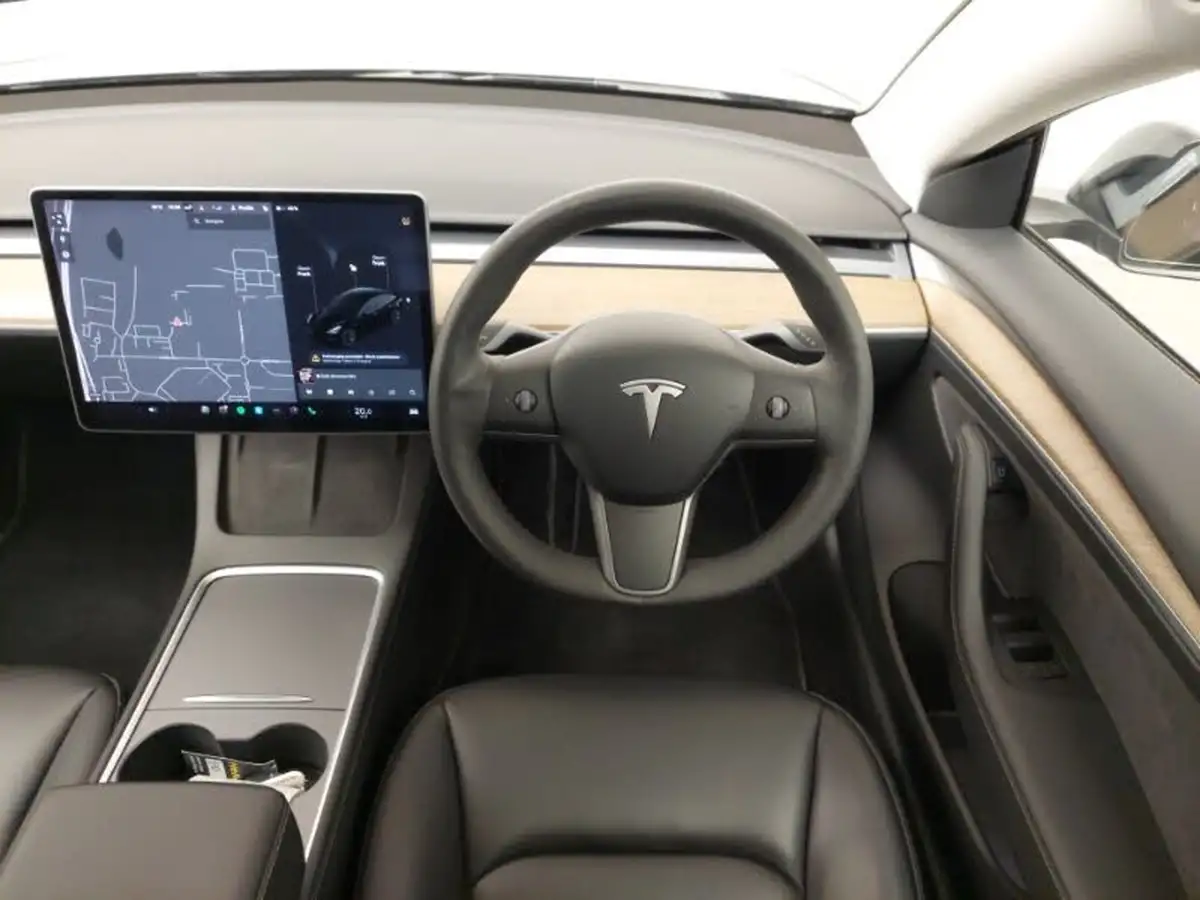 2021-tesla-model-3-e-long-range-4x4-big-6