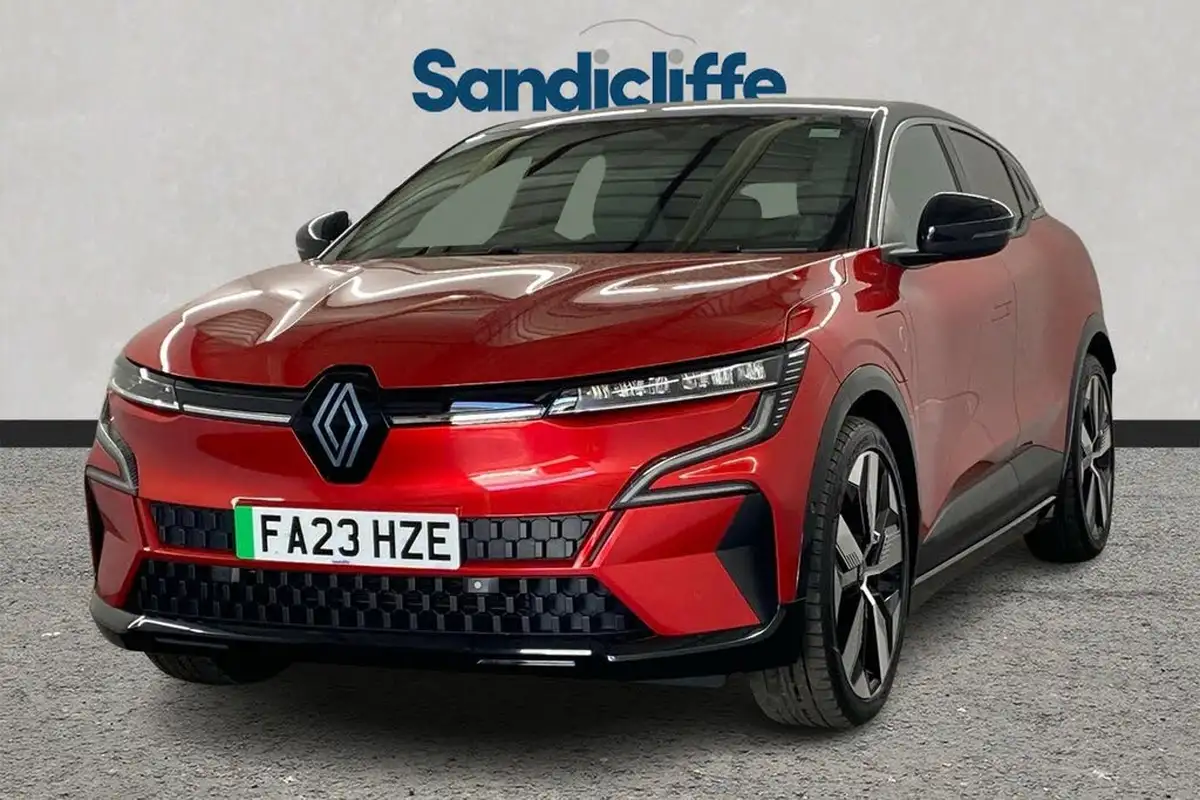 2023-renault-megane-e-tech-e-techno-big-7