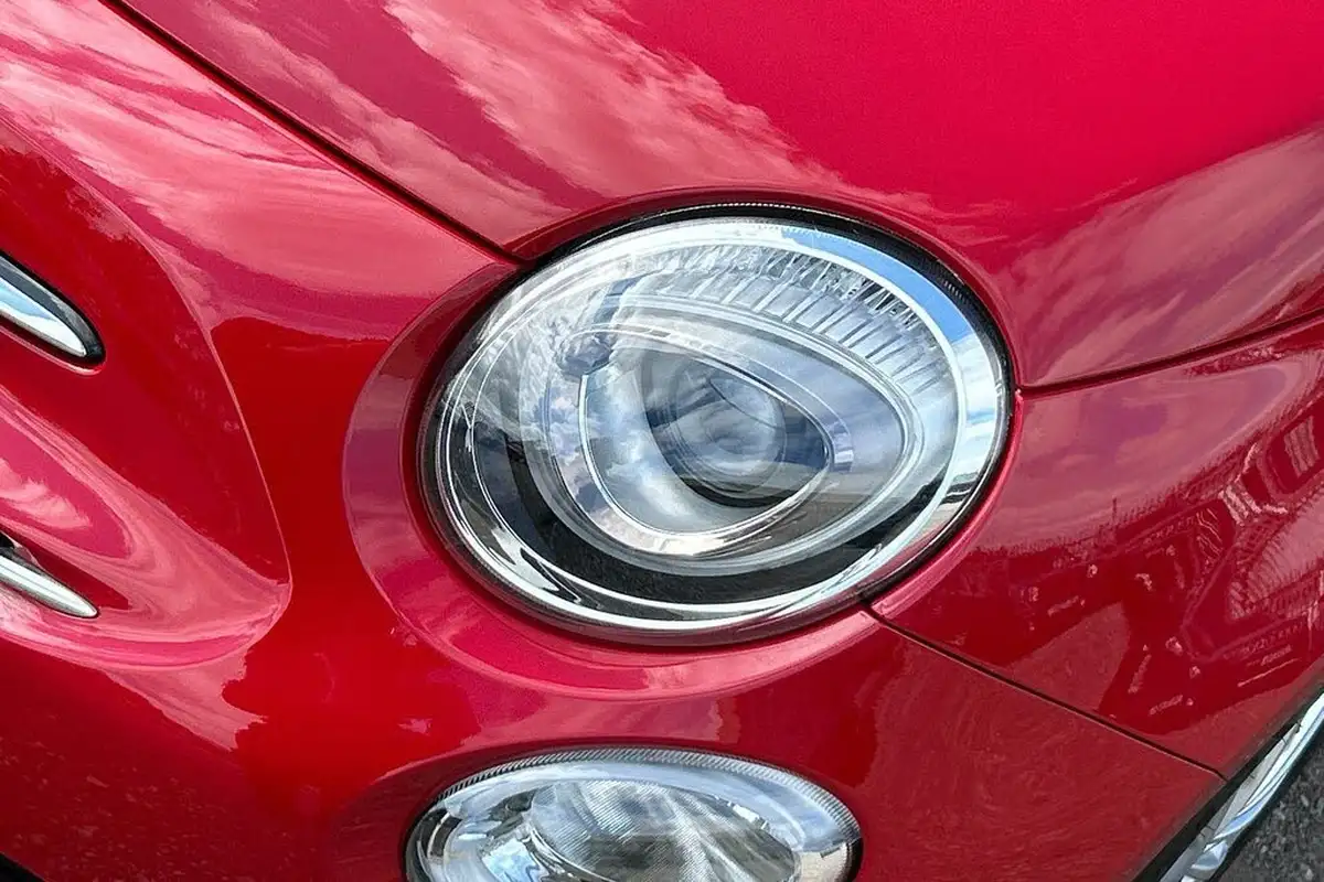 2020-fiat-500-10-lounge-big-25