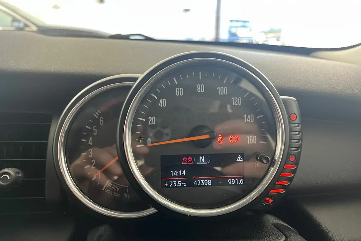 2014-mini-cooper-12-one-pepper-ss-3d-big-6