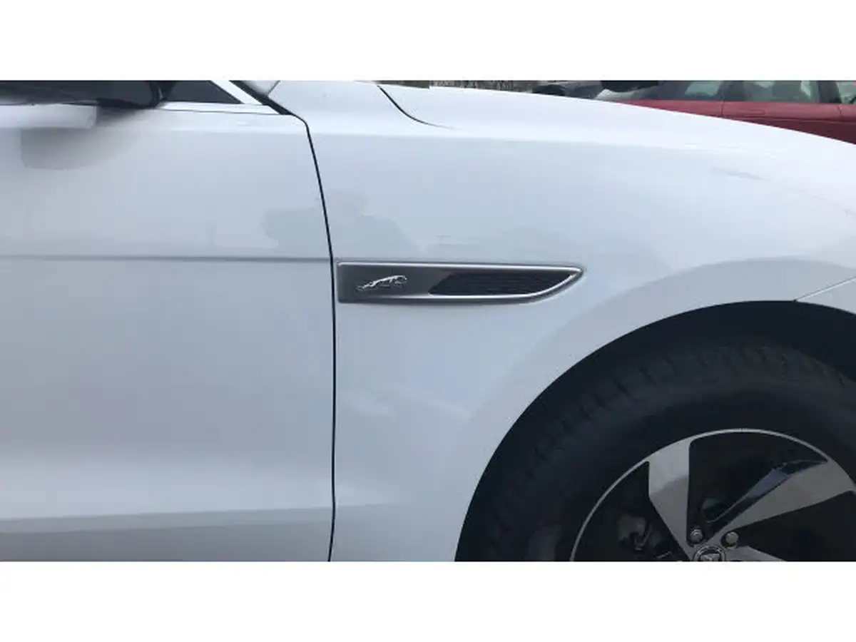 2024-jaguar-f-pace-20-d200-r-dynamic-s-big-20