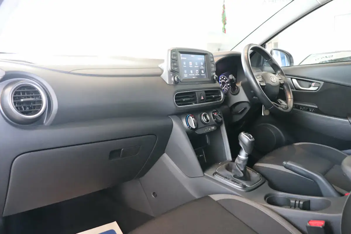 2019-hyundai-kona-10-t-gdi-play-big-34