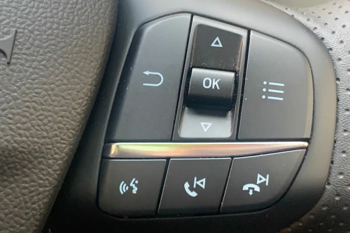 2024-ford-kuga-25t-st-line-x-edition-225ps-phev-big-28