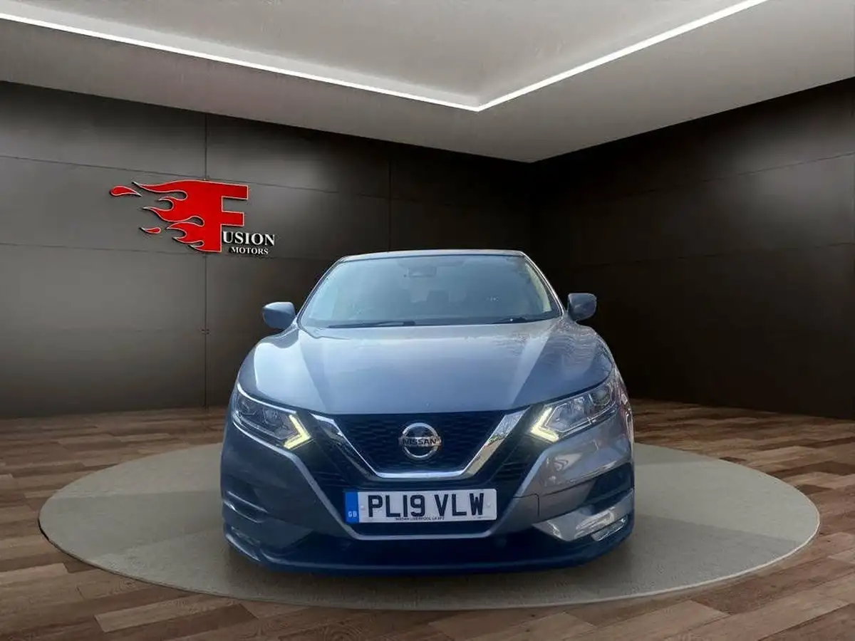 2019-nissan-qashqai-15dci-acenta-premium-17in-alloys-dct-big-1