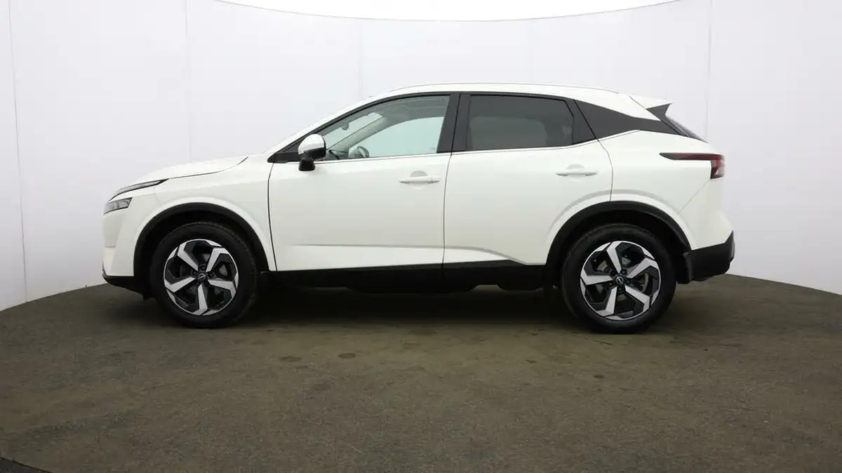 2022-nissan-qashqai-13-dig-t-n-connecta-140ps-big-68