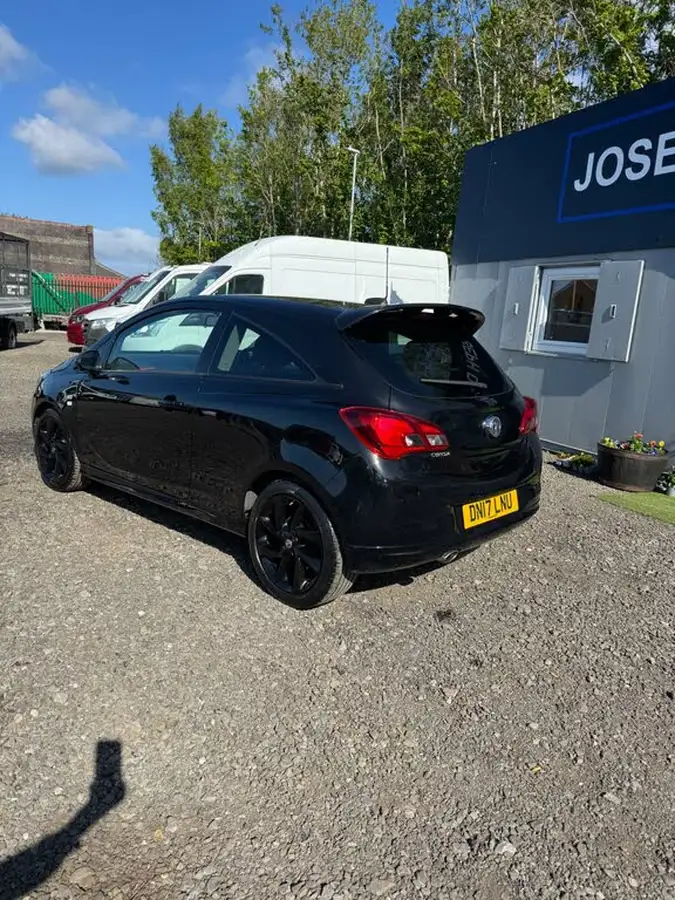 2017-vauxhall-corsa-14i-limited-edition-75ps-ecoflex-3d-big-15