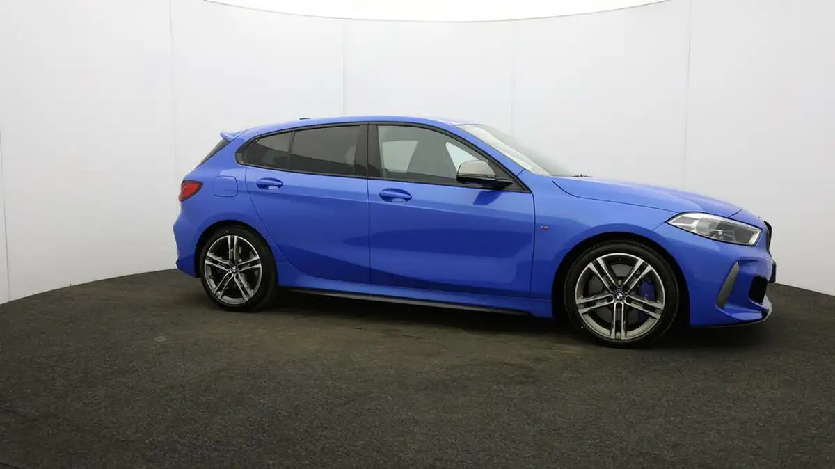 2021-bmw-1-series-20-m135i-xdrive-big-49
