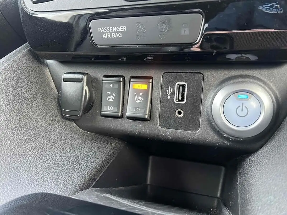 2020-nissan-leaf-e-n-connecta-big-45